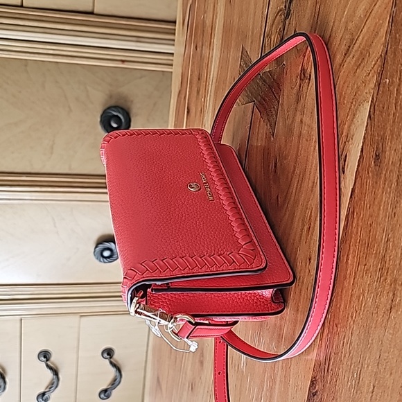 Michael Kors Dahlia Jet St Charm SM Phone Crossbody Leather - Picture 5 of 7